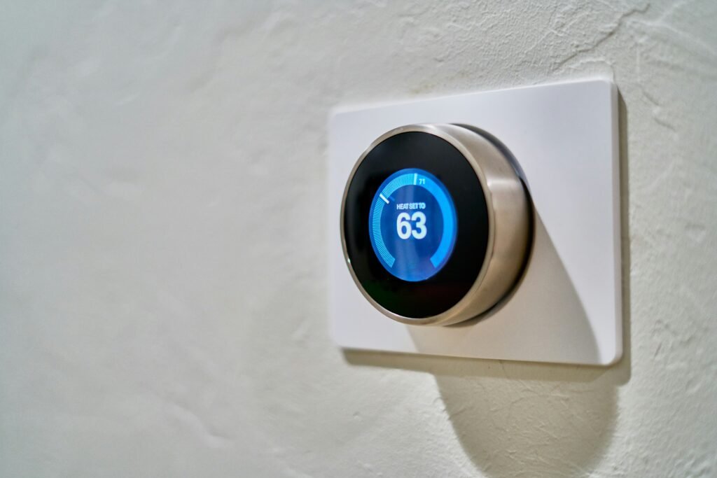 Arizona's Ultimate Guide to the Best Smart Home Thermostat's in 2026 Dan Lefebvre RFAHj4tI37Y Unsplash 1024x683